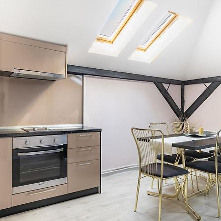 He-Ra Apartments With Free Parking Skopje Bagian luar foto