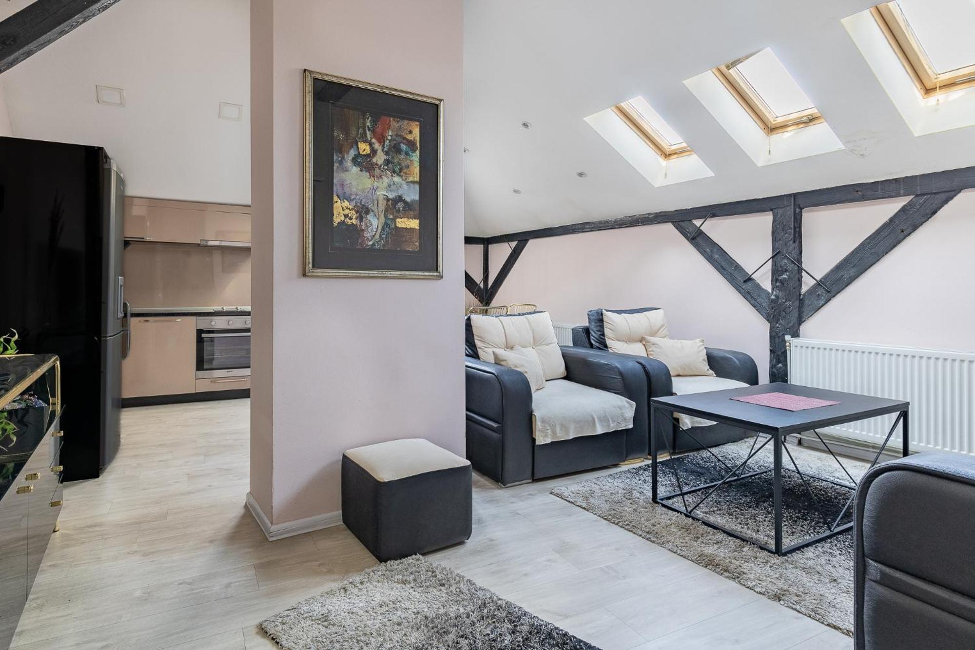 He-Ra Apartments With Free Parking Skopje Bagian luar foto